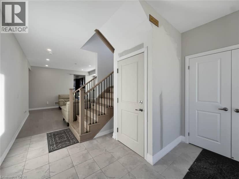 190 PROVIDENT Way, Mount Hope, photo 7