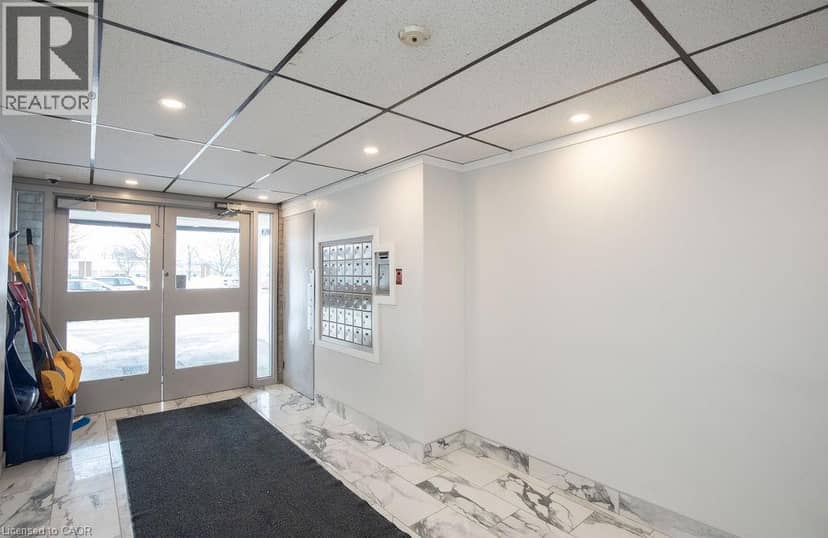 71 VANIER Drive Unit# 110 — photo 28 of 37