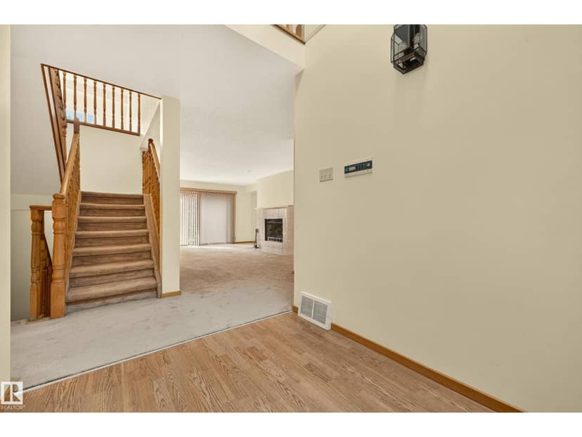 #23 500 Lessard Dr NW, Edmonton, photo 5