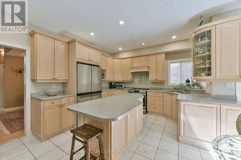 153 Estate Garden Drive — photo 14 of 36