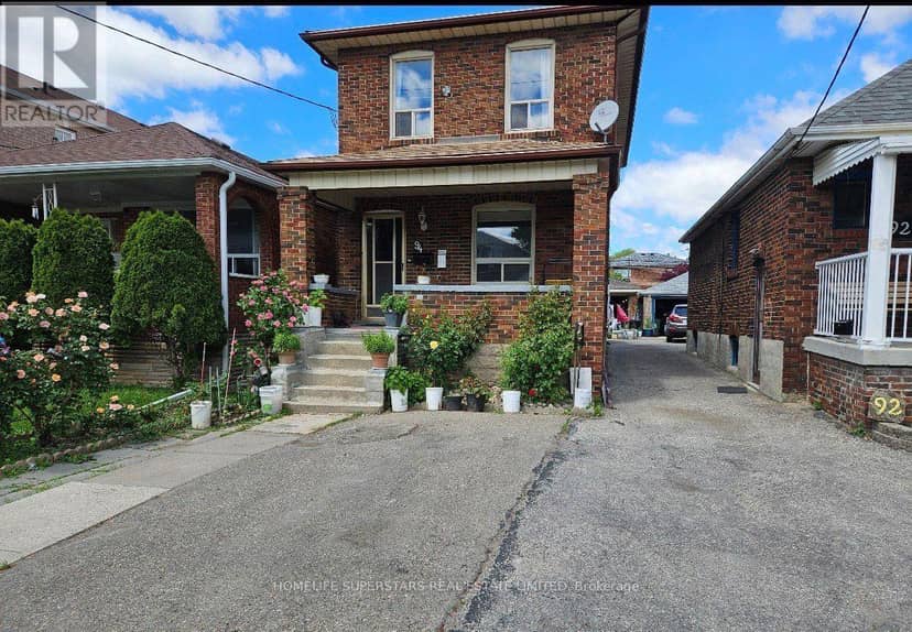 94 Ypres Road, Toronto
