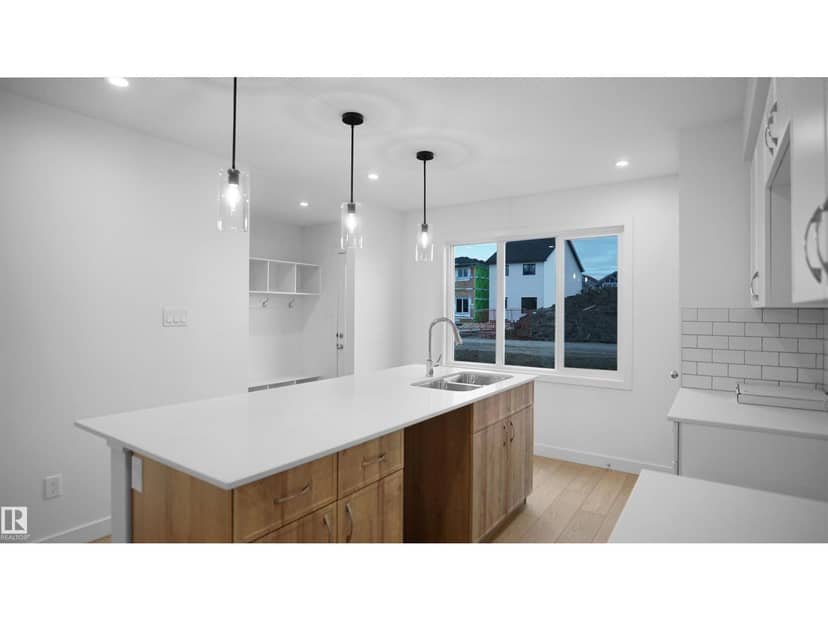 20843 16 AV NW — photo 18 of 32
