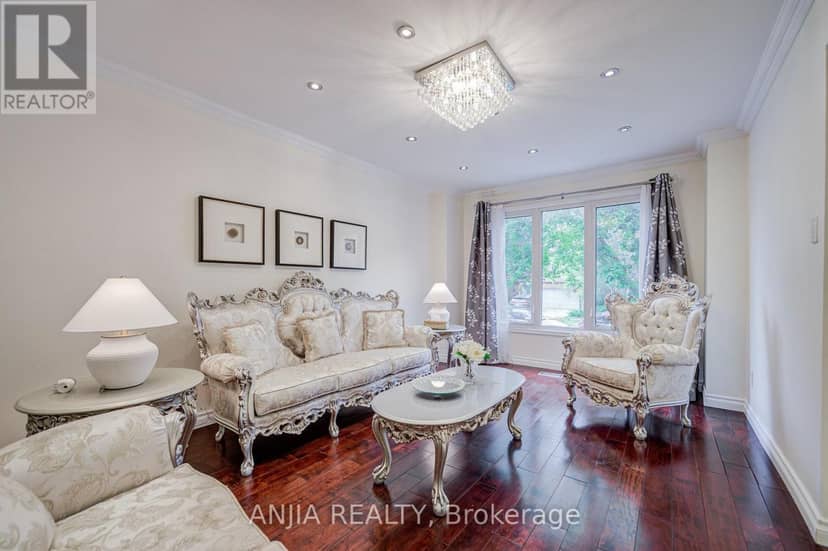 39 Millcroft Way — photo 7 of 40