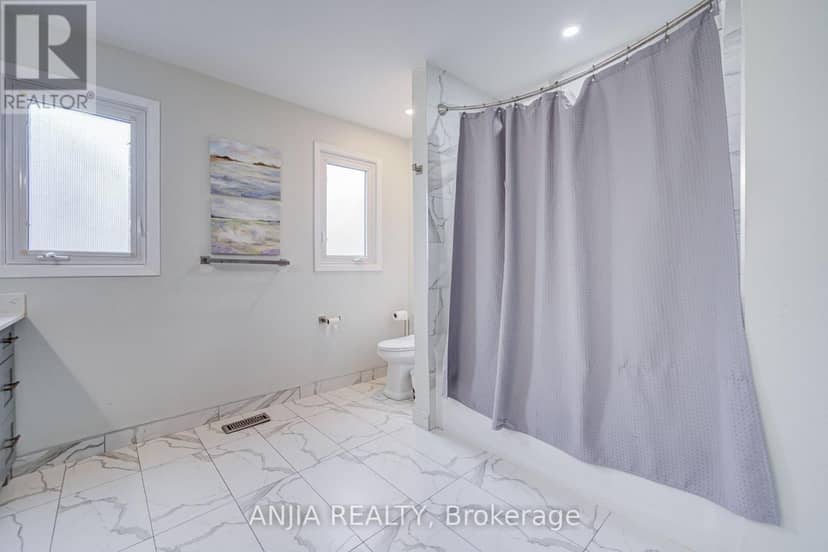 39 Millcroft Way — photo 35 of 40