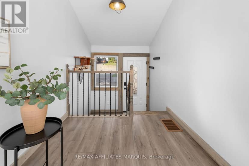 120 Queen Street — photo 18 of 40