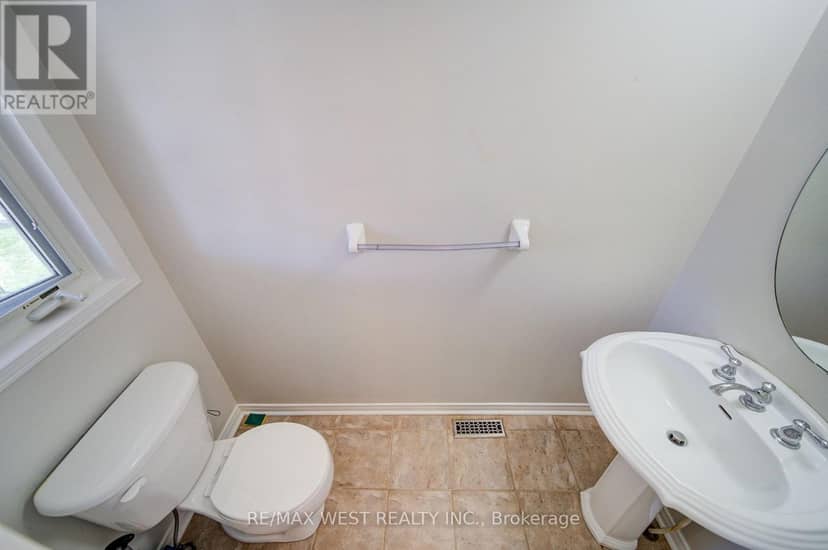 143 Allworth Crescent — photo 6 of 29