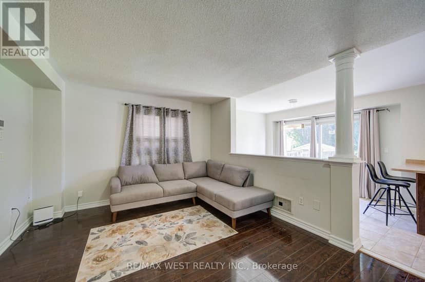 143 Allworth Crescent — photo 7 of 29