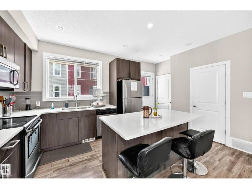 10-2803 James Mowatt Trail SW, Edmonton, photo 6