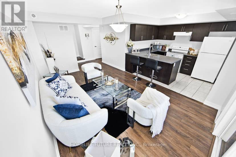 2521 - 30 Westmeath Lane — photo 14 of 32