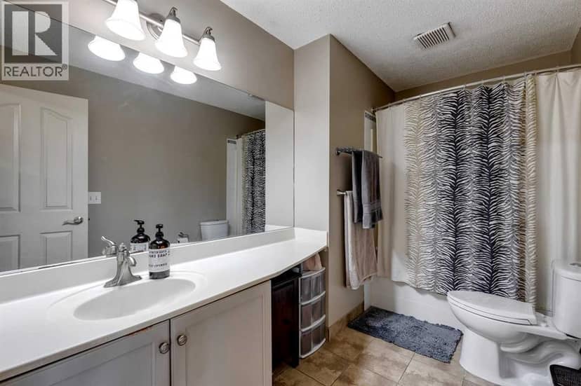 119, 1920 14 Avenue NE, Calgary, photo 7