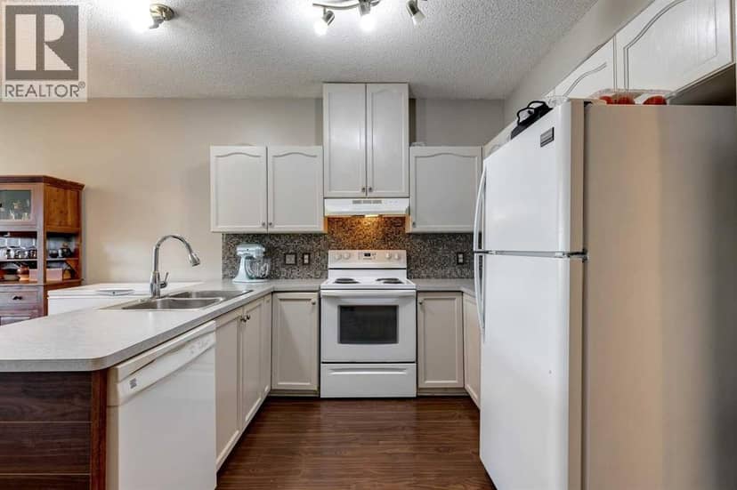 119, 1920 14 Avenue NE, Calgary, photo 3