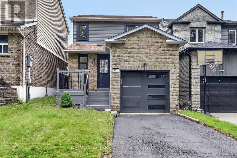 101 Greenfield Crescent — photo 1 of 35