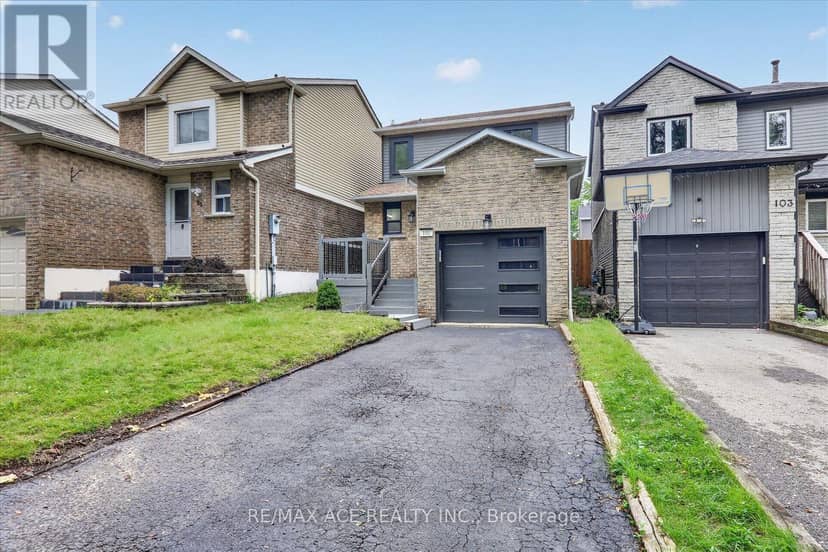 101 Greenfield Crescent — photo 3 of 35