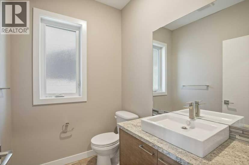 26 Tagish Avenue — photo 16 of 40