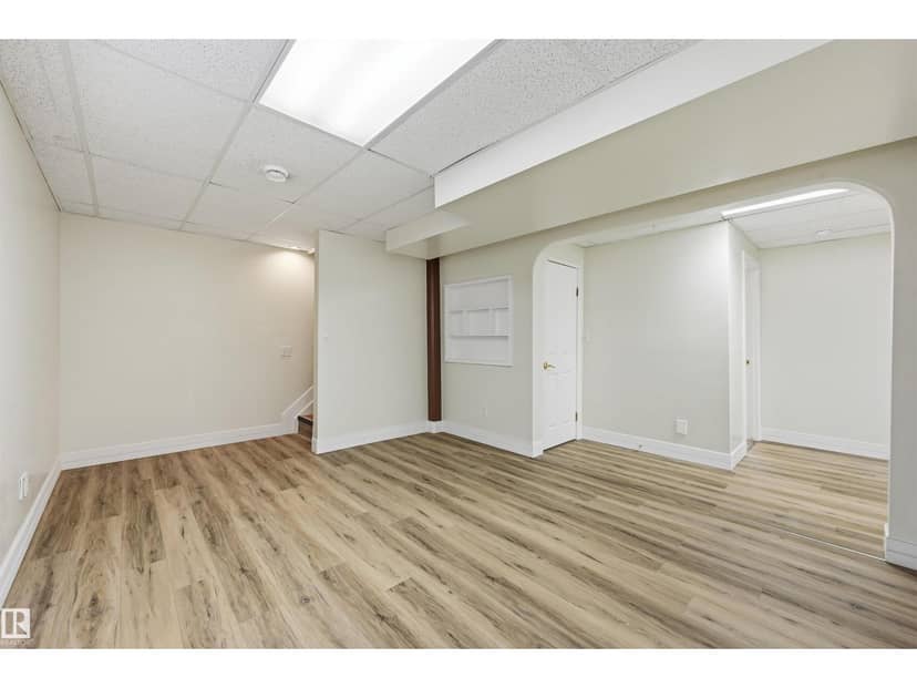 11615 8 AV NW — photo 28 of 40
