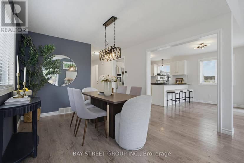 213 Hawthorne Road — photo 9 of 40