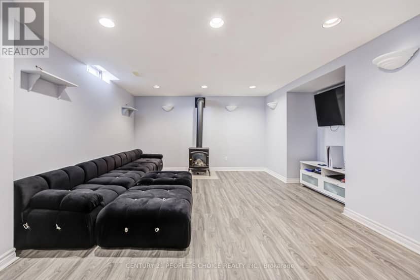 153 Watford Street — photo 36 of 40