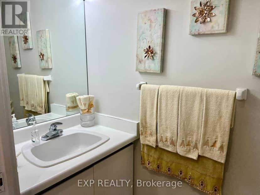 412 - 10 Laurelcrest Street — photo 23 of 38