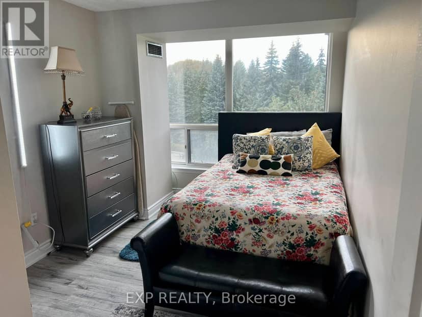 412 - 10 Laurelcrest Street — photo 31 of 38