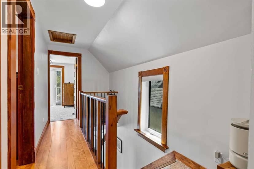 726 Memorial Drive NW — photo 22 of 40