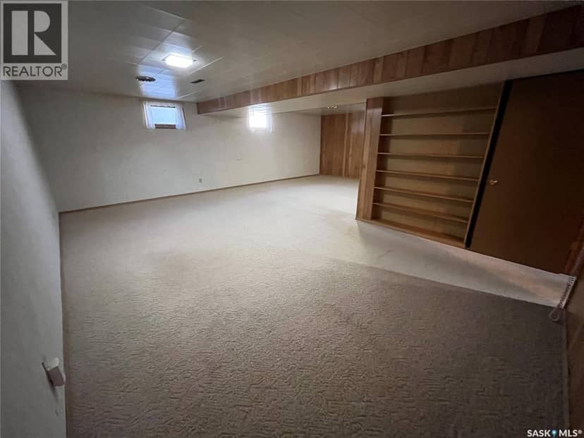 1123 Asquith DRIVE — photo 18 of 40