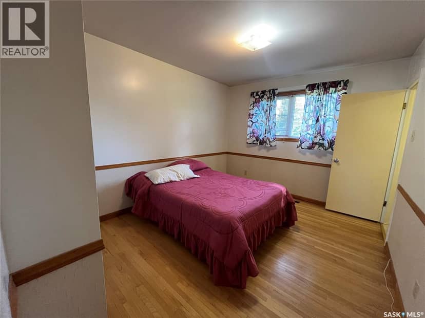 1123 Asquith DRIVE — photo 12 of 40