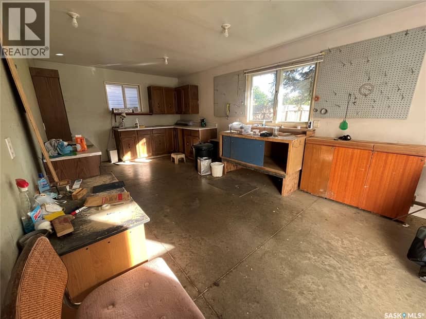 1123 Asquith DRIVE — photo 33 of 40