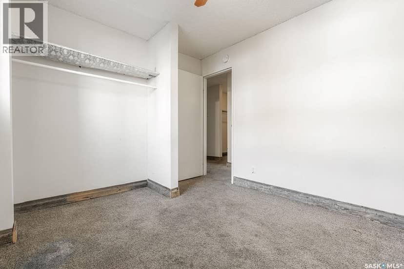 212 3302 33rd STREET W — photo 17 of 24