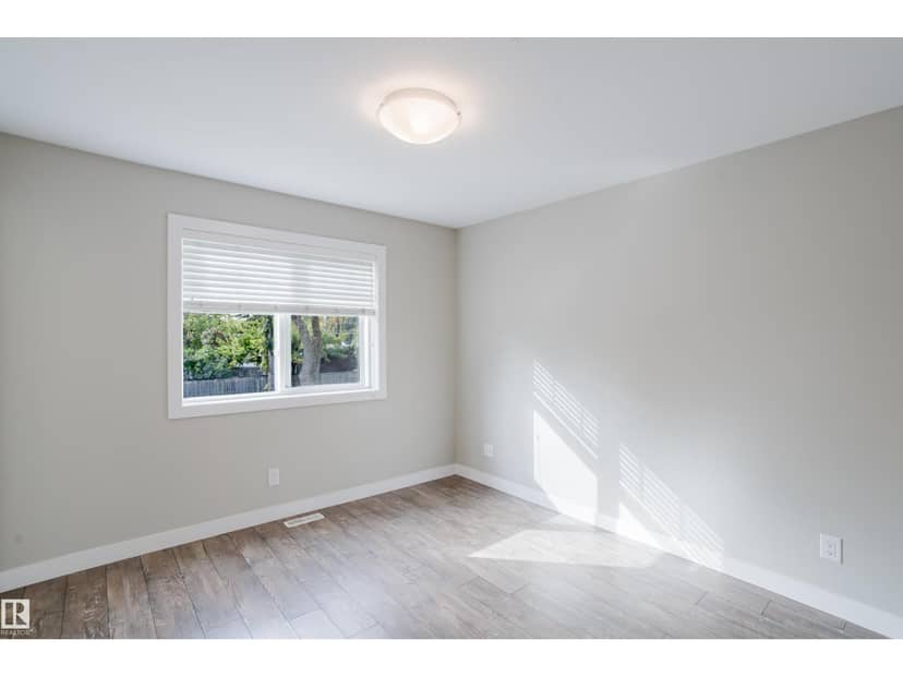 12504-12510 119 AV NW — photo 25 of 36