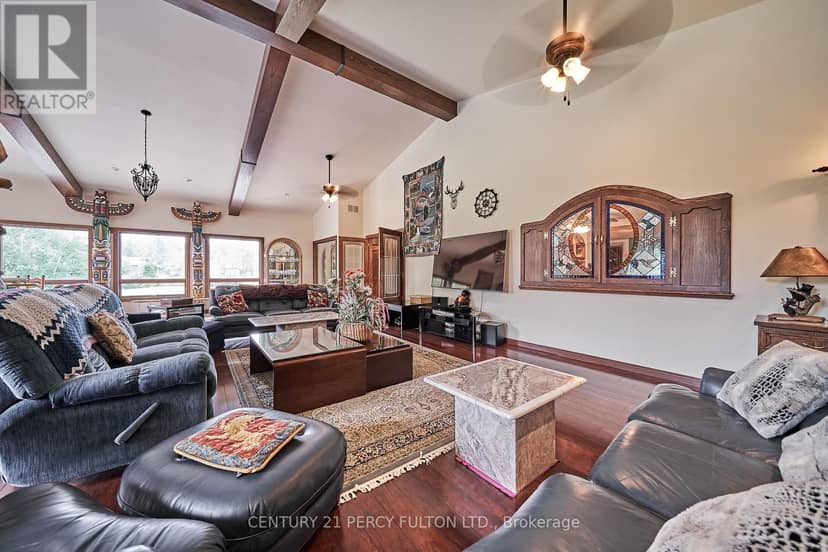 2733 Taunton Road — photo 19 of 40