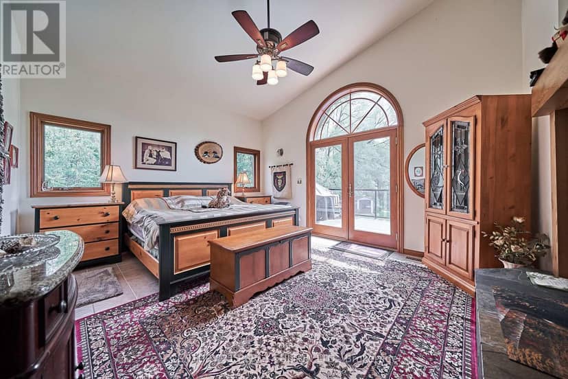 2733 Taunton Road — photo 33 of 40
