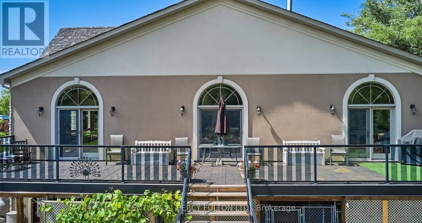 2733 Taunton Road — photo 6 of 40