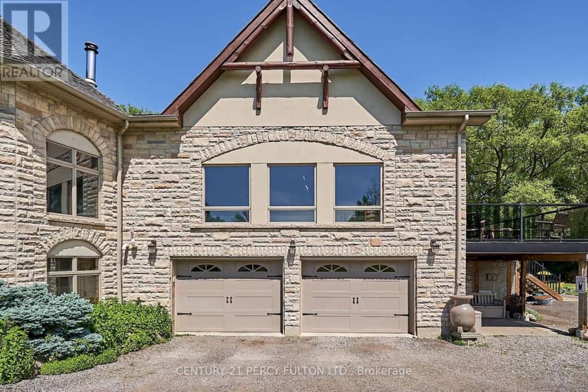 2733 Taunton Road — photo 9 of 40