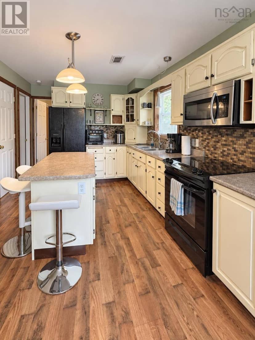 120 BIRCH GROVE Drive — photo 14 of 40