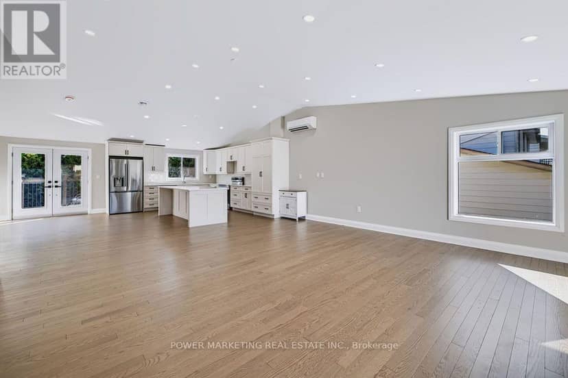 22 Parkglen Drive — photo 9 of 40