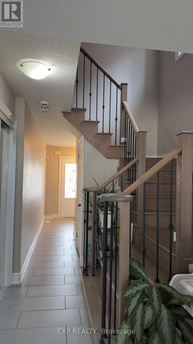 8040 Blue Ash Lane — photo 9 of 32