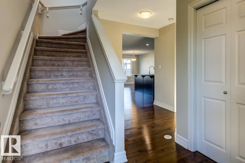 9645 Simpson Pl NW, Edmonton, photo 4
