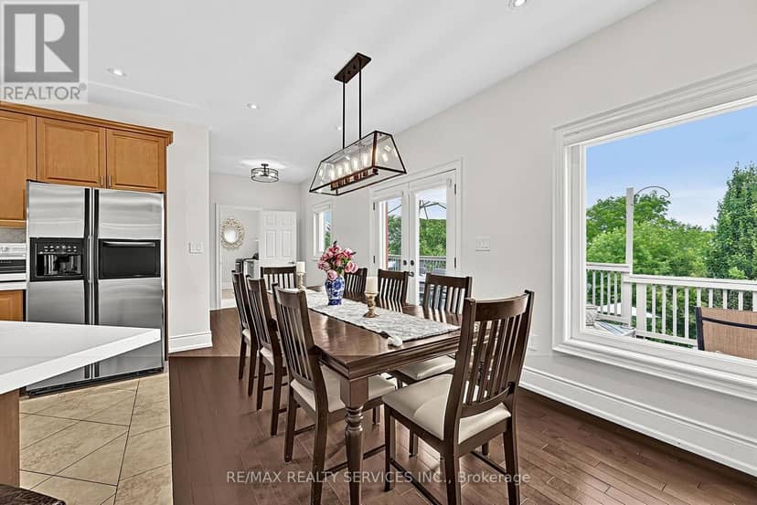 50 North Riverdale Drive — photo 14 of 40