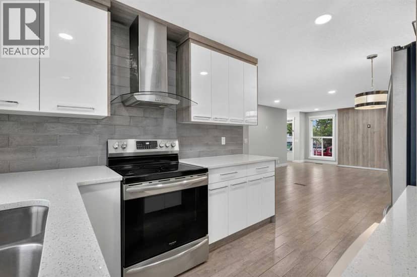 6415 Rundlehorn Drive NE — photo 11 of 40