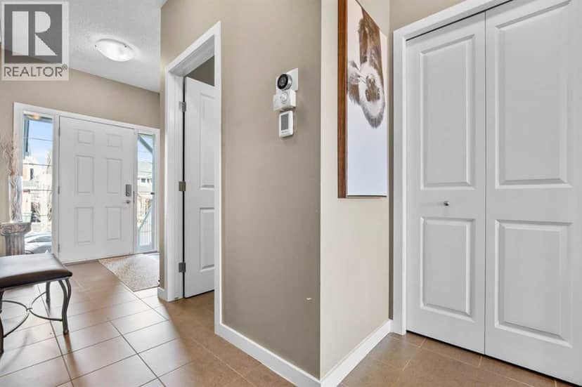 534 River Heights Crescent, Cochrane, photo 4