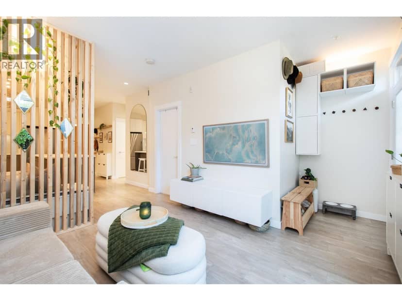 111 615 E 3RD STREET, North Vancouver, photo 6