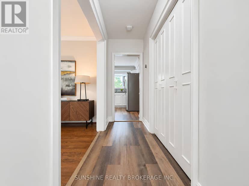 48 Bellbury Crescent — photo 2 of 40