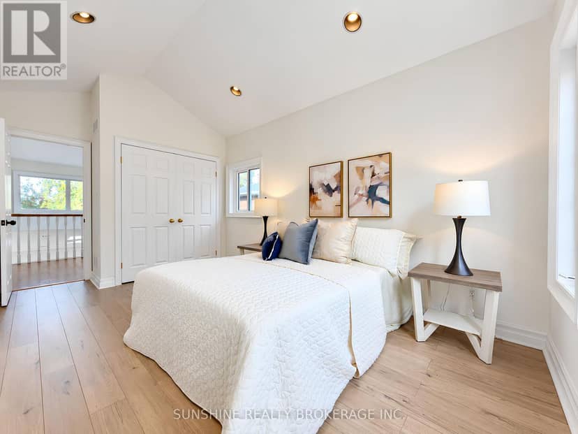 48 Bellbury Crescent — photo 33 of 40