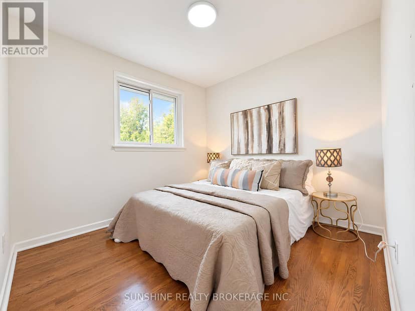 48 Bellbury Crescent — photo 38 of 40