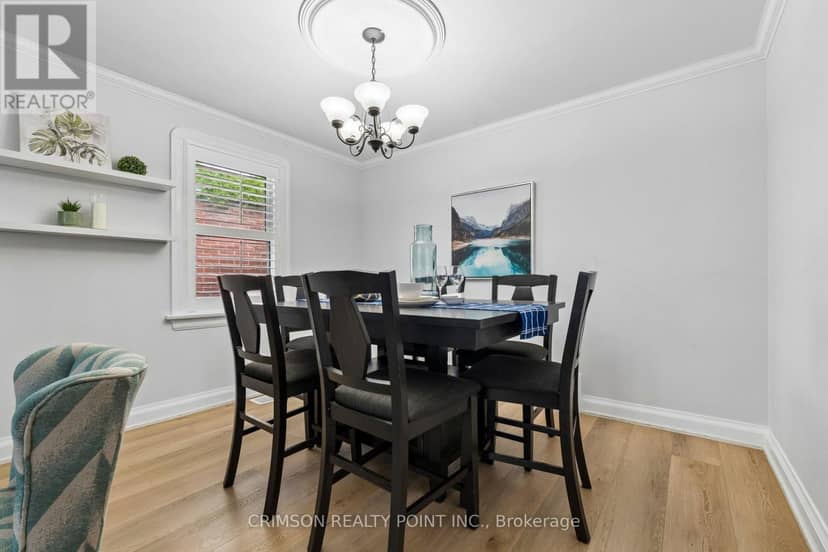 503 Athol Street E — photo 10 of 40