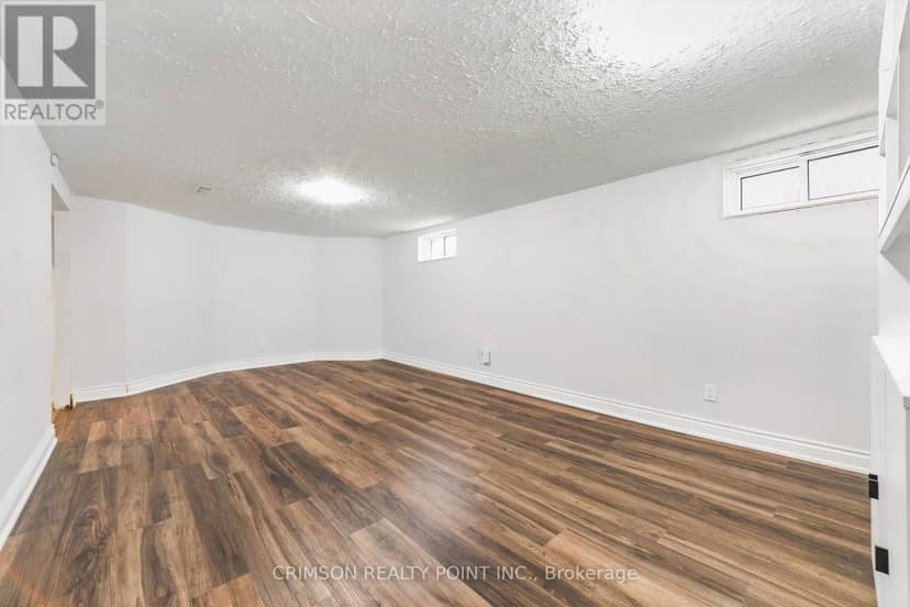 503 Athol Street E — photo 38 of 40