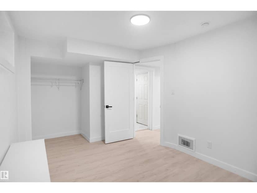 7501 95 AV NW — photo 35 of 40