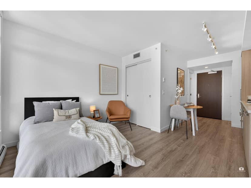 1115 13350 CENTRAL AVENUE, Surrey, photo 6