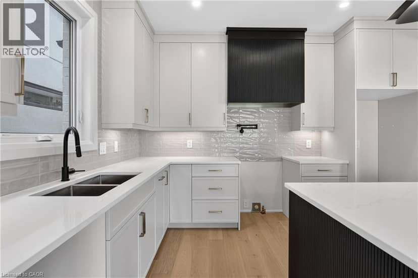 8905 ANGIE Drive — photo 18 of 40