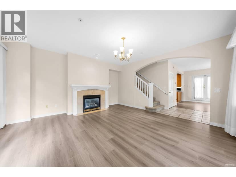 2459 W 39TH AVENUE, Vancouver, photo 2